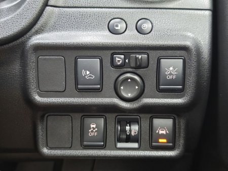 2020 Nissan Note 1.2 E-POWER B Hybrid, Automatic, Reversing camera €12,895 thumbnail