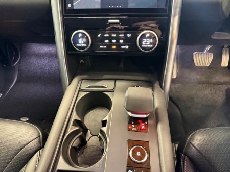 2021 Land Rover Discovery - thumbnail 11