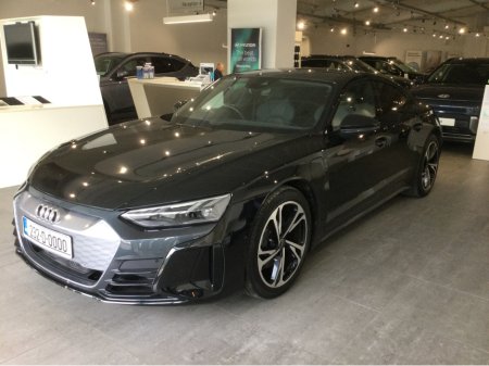 2023 Audi e-tron GT quattro ** Very low kms ** €63,950