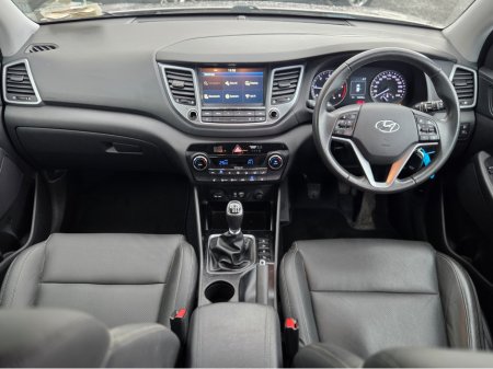 2017 Hyundai Tucson 1.7 EXECUTIVE 5DR €14,990 thumbnail