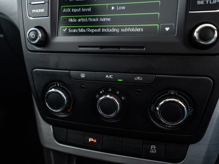 2014 Skoda Yeti - thumbnail 26