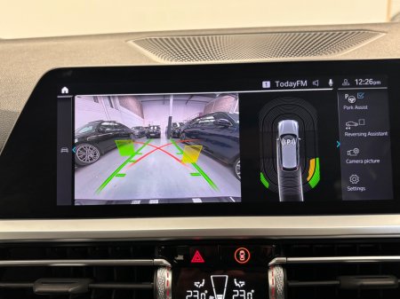 2022 BMW 3 Series - thumbnail 15