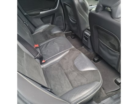 2015 Volvo XC60 D4 (181hp) FWD R-Design €10,950 thumbnail