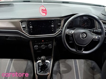 2018 Volkswagen T-Roc 1.0 TSI 115bhp Design €19,890 thumbnail