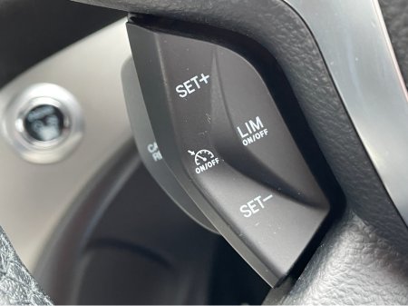 2015 Ford Kuga - thumbnail 11