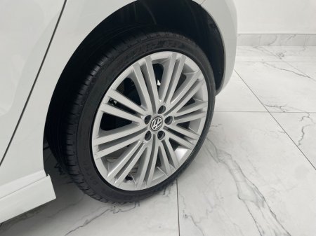 2016 Volkswagen Polo - thumbnail 9