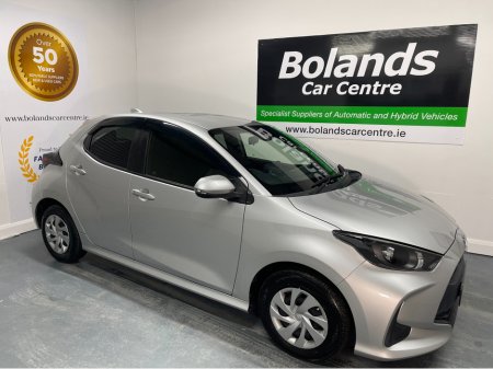 2020 Toyota Yaris (Low Kms) HYBRID 1.5 AUTOMATIC 5DR MODEL  www.bolandscarcentre.ie €15,900