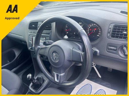 2013 Volkswagen Polo - thumbnail 17