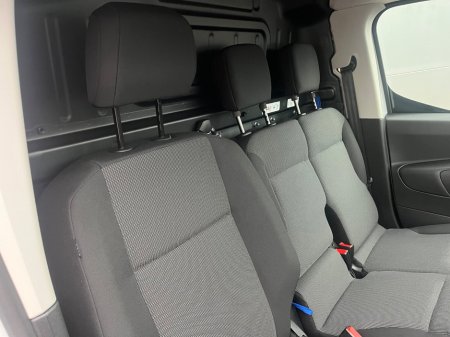 2026 Peugeot Partner  €22,700 thumbnail