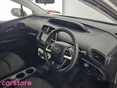 2017 Toyota Prius - thumbnail 9