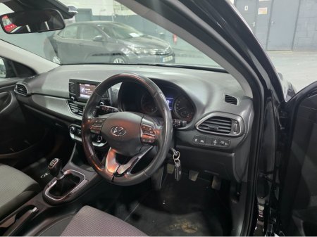 2018 Hyundai i30 - thumbnail 11