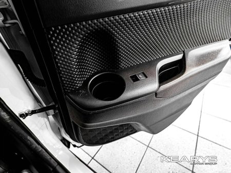 2019 Toyota C-HR - thumbnail 35