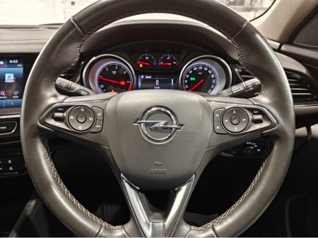 2017 Opel Insignia GRAND SPORT SE 2.0 17 170PS 5DR €10,850 thumbnail