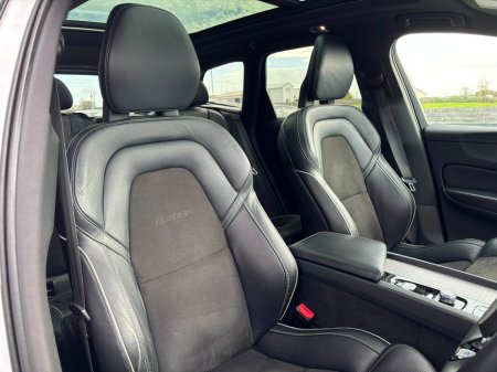 2018 Volvo XC60 T8 R-Design Pro AWD 320BHP €26,995 thumbnail