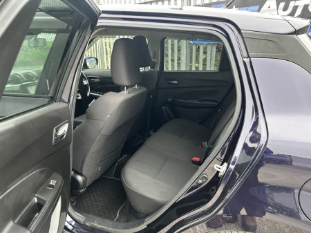 2020 Suzuki Swift - thumbnail 8