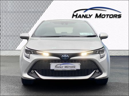 2021 Toyota Corolla HYBRID LUNA H/B AUTO A 4DR €16,995 thumbnail