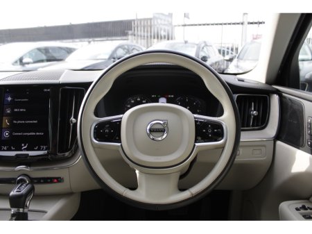 2020 Volvo XC60 - thumbnail 20