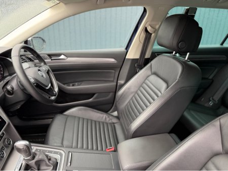 2020 Volkswagen Passat - thumbnail 44