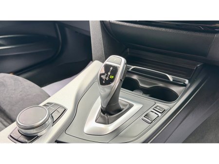 2017 BMW 3 Series - thumbnail 22