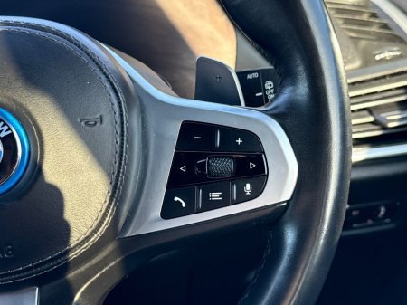 2022 BMW X5 xDrive45e M Sport €65,950 thumbnail