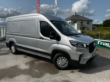 2025 Maxus Deliver 9 FWD SILVER  LUX MODEL