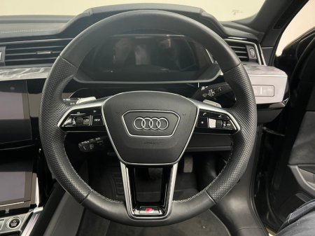2023 Audi e-tron 55 VORSPRUNG SPORTBACK QUATTRO €55,990 thumbnail