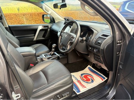 2022 Toyota Landcruiser LWB BUSINESS 4DR AUTO thumbnail