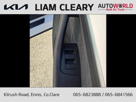 2023 Tesla Model Y - thumbnail 17