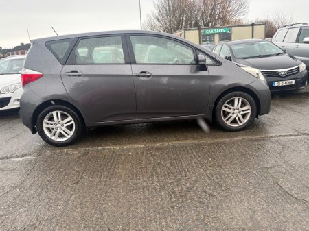 2011 Toyota Verso-S 1.33 LUNA 4DR €5,750 thumbnail