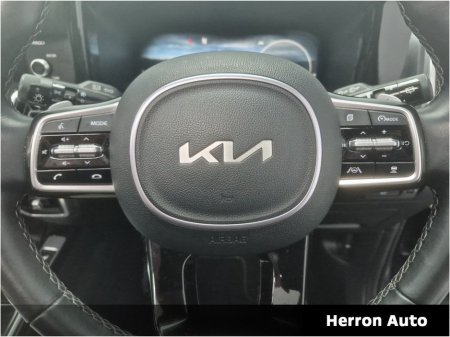 2023 Kia Sorento 7-Seater | Low Mileage | Top Spec €50,900 thumbnail