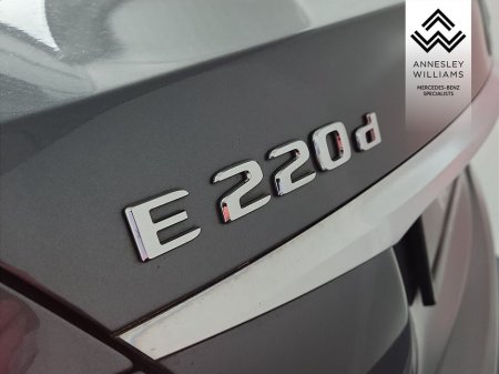 2019 Mercedes-Benz E Class - thumbnail 11