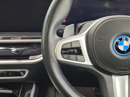 2024 BMW X5 xDrive50e M Sport €90,975 thumbnail