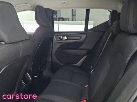 2019 Volvo XC40 - thumbnail 13