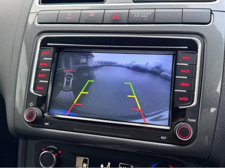 2013 Volkswagen Polo 1.2 PETROL AUTO *REVERSE CAMERA* €10,950 thumbnail