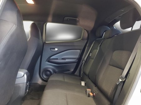 2022 Nissan Juke - thumbnail 5