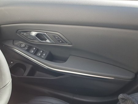 2026 BMW 3 Series - thumbnail 23