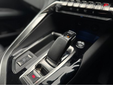 2022 Peugeot 3008 - thumbnail 14