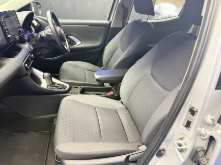 2021 Toyota Yaris - thumbnail 20