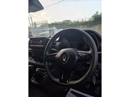 2022 Renault Trafic LL30 BLUE DCI 130 BUSIN BUSINESS PAN €18,500 thumbnail