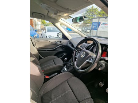 2016 Opel Zafira - thumbnail 8