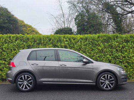 2015 Volkswagen Golf 1.4 TSI 150HP ACT HIGHLINE €12,950 thumbnail