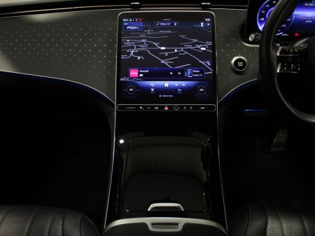 2023 Mercedes-Benz EQE 300 4DR AUTO €48,995 thumbnail