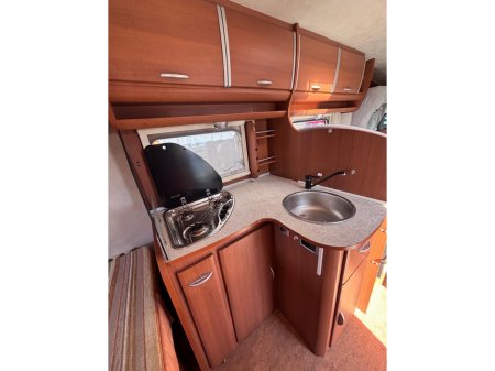2008 Elnagh Baron 2008 ELNAGH DUKE LO-PROFILE 4 BERTH LEFT HAND DRIVE SPOTLESS THROUGHOUT thumbnail