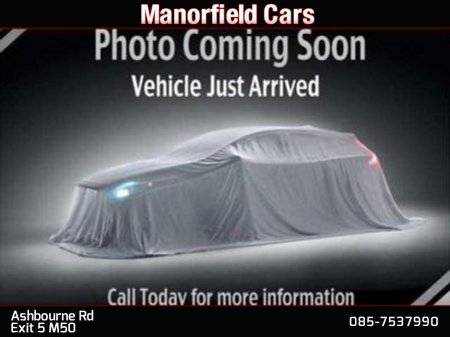 2017 Toyota Corolla - thumbnail 2