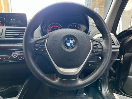 2016 BMW 1 Series - thumbnail 8