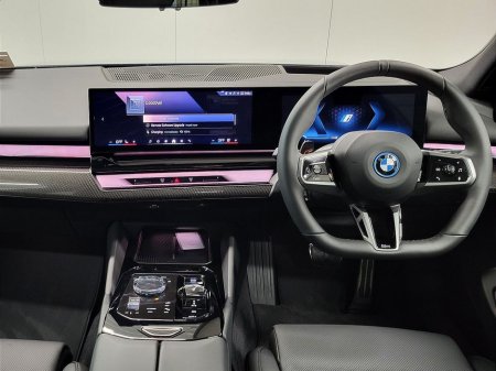 2025 BMW i5 eDrive40 M Sport Pro €82,975 thumbnail