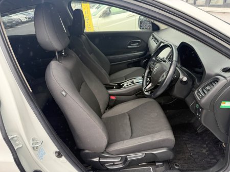 2019 Honda Vezel  €18,990 thumbnail