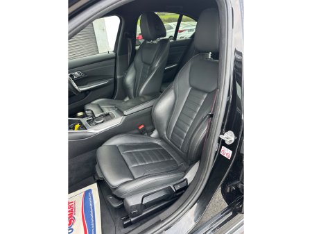 2021 BMW 3 Series  €35,995 thumbnail