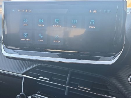 2026 Peugeot 2008 - thumbnail 14