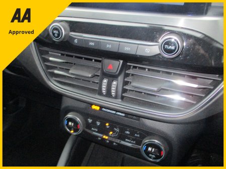 2020 Ford Kuga - thumbnail 18